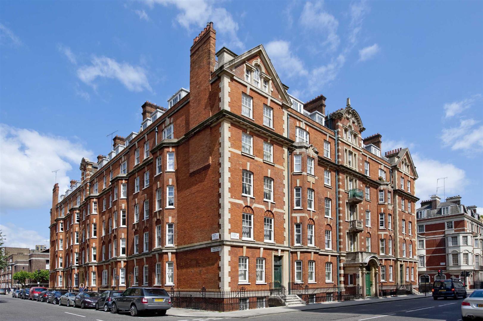 4 bed property in Cumberland Mansions, London